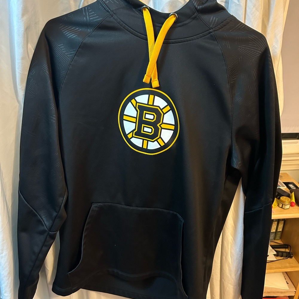 Fanatics Boston Bruins hoodie men’s medium black and yellow